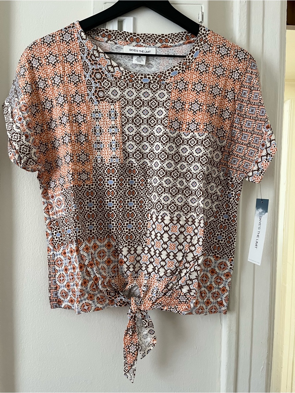Skye’s the Limit Orange Patterned Tie-Front Women’s Top